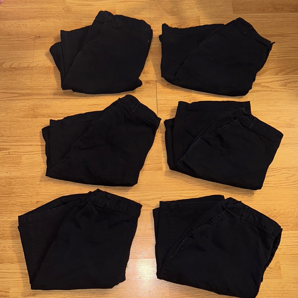 Children’s Place Kid’s Navy Blue Size 18 Shorts